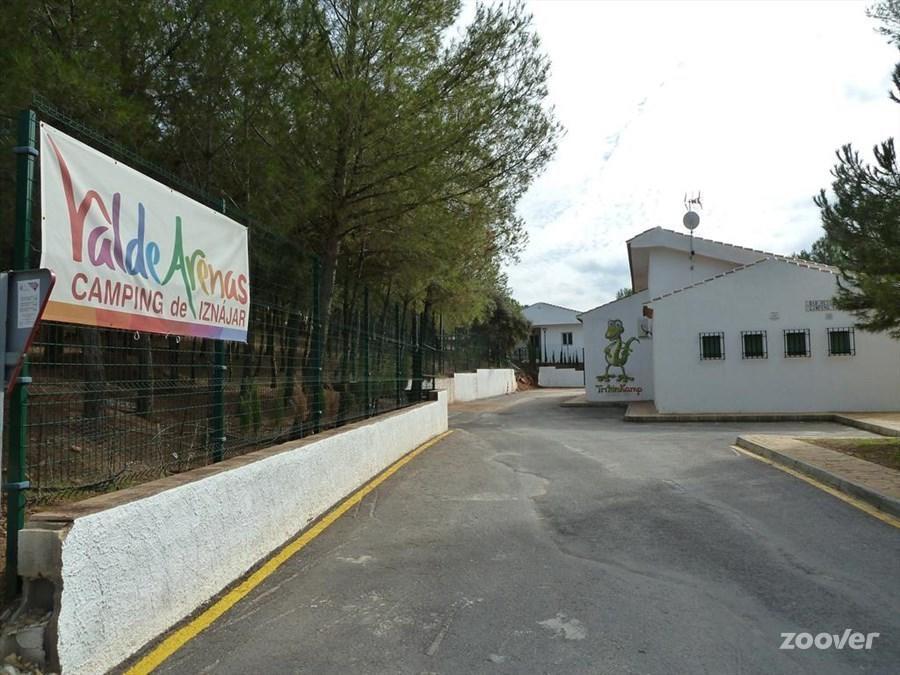 Camping Valdearenas Iznajar Exterior photo
