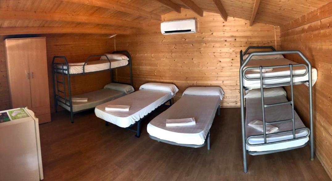 Camping Valdearenas Iznajar Exterior photo