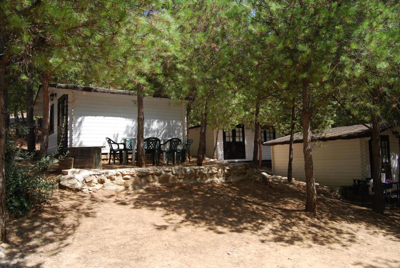 Camping Valdearenas Iznajar Exterior photo
